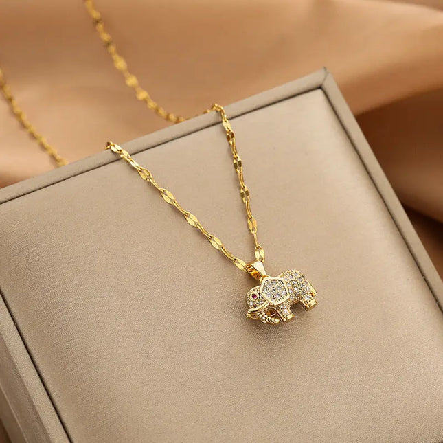 Gold Luxurious Diamond-studded Titanium Steel Necklace Women's Fashion Jewelry Europe Wholesale