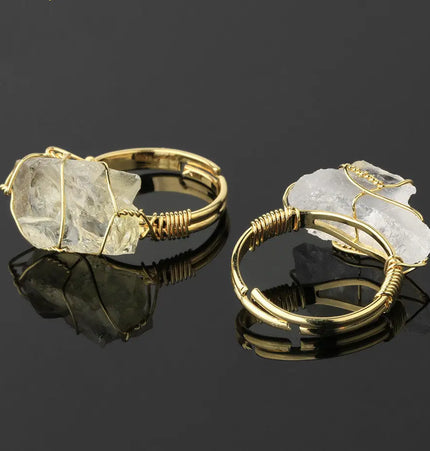 Crystal winding ring null