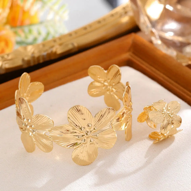 Stainless Steel Flower Bracelet and Ring Set | Wholesale Jewelry null