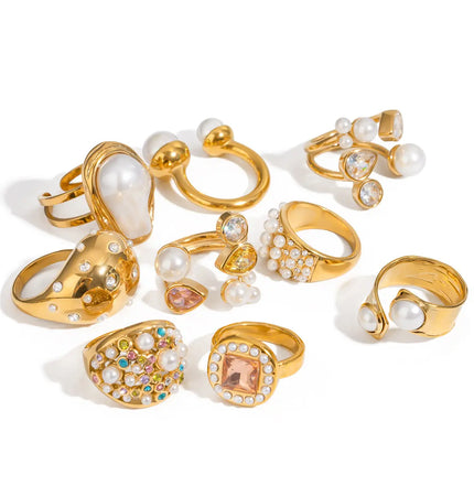 Pearl Statement Ring – Gold Plated Stainless Steel null