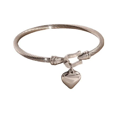 Stainless Steel Heart Buckle Bracelet | Minimalist Horseshoe Bracelet Wholesale null