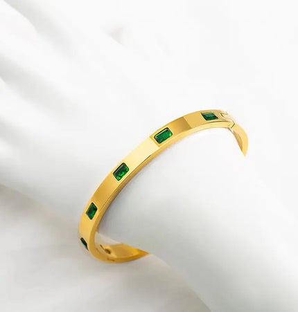 Stainless Steel Bangle Bracelet with Inlaid Green Stones – Non-Tarnish Finish null
