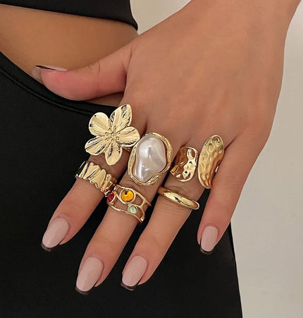 French Court-Style Vintage Gold Ring Set – Adjustable Rings null