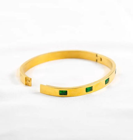 Stainless Steel Bangle Bracelet with Inlaid Green Stones – Non-Tarnish Finish null