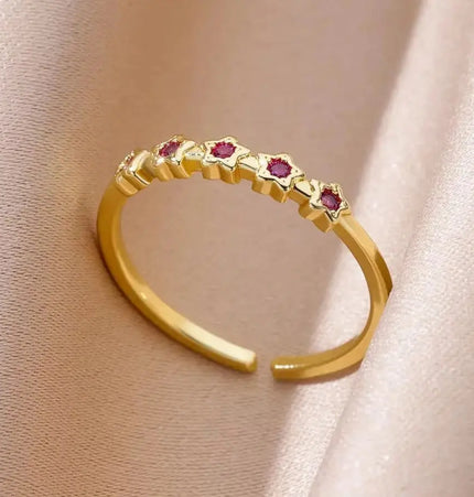 Mild Luxury Retro 18K Gold Plated Emerald Love Ring null