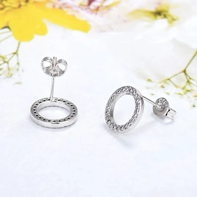 Round Crystal Circle Stud Earrings null