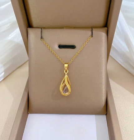 Rotating Water Drop Necklace null