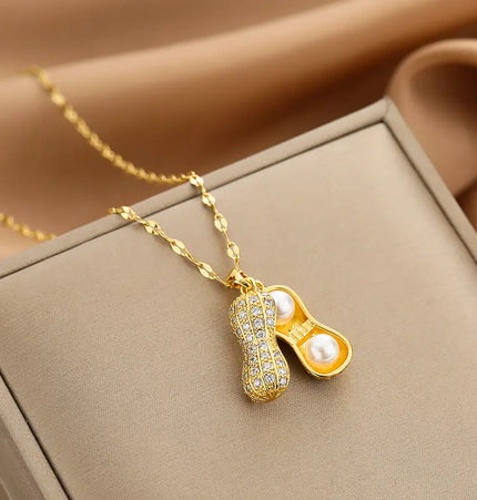Gold Luxurious Diamond-studded Titanium Steel Necklace Women's Fashion Jewelry Europe Wholesale