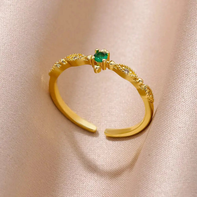 Mild Luxury Retro 18K Gold Plated Emerald Love Ring null
