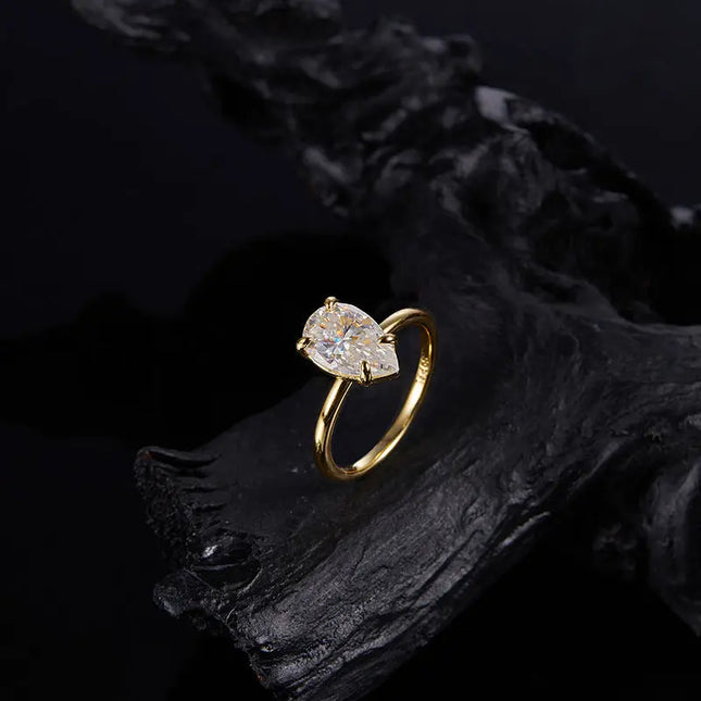 Pear Cut Moissanite Ring in 925 Sterling Silver null