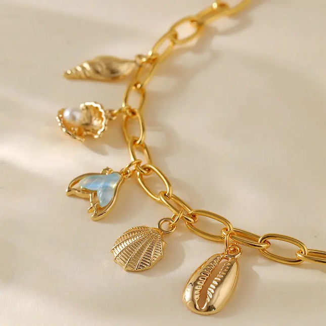 Golden Seashell Charm Bracelet – 18K Gold Plated null