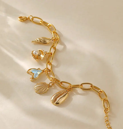 Golden Seashell Charm Bracelet – 18K Gold Plated null