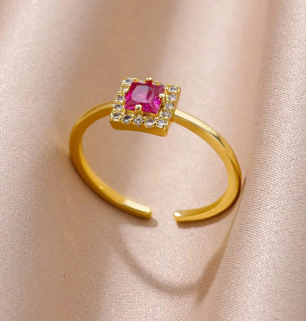 Mild Luxury Retro 18K Gold Plated Emerald Love Ring null